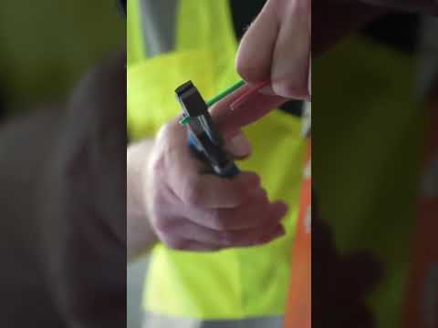 ¡Pela, corta y enlaza con una sola herramienta! Pinzas para cable sólido y trenzado - Mod. K12035