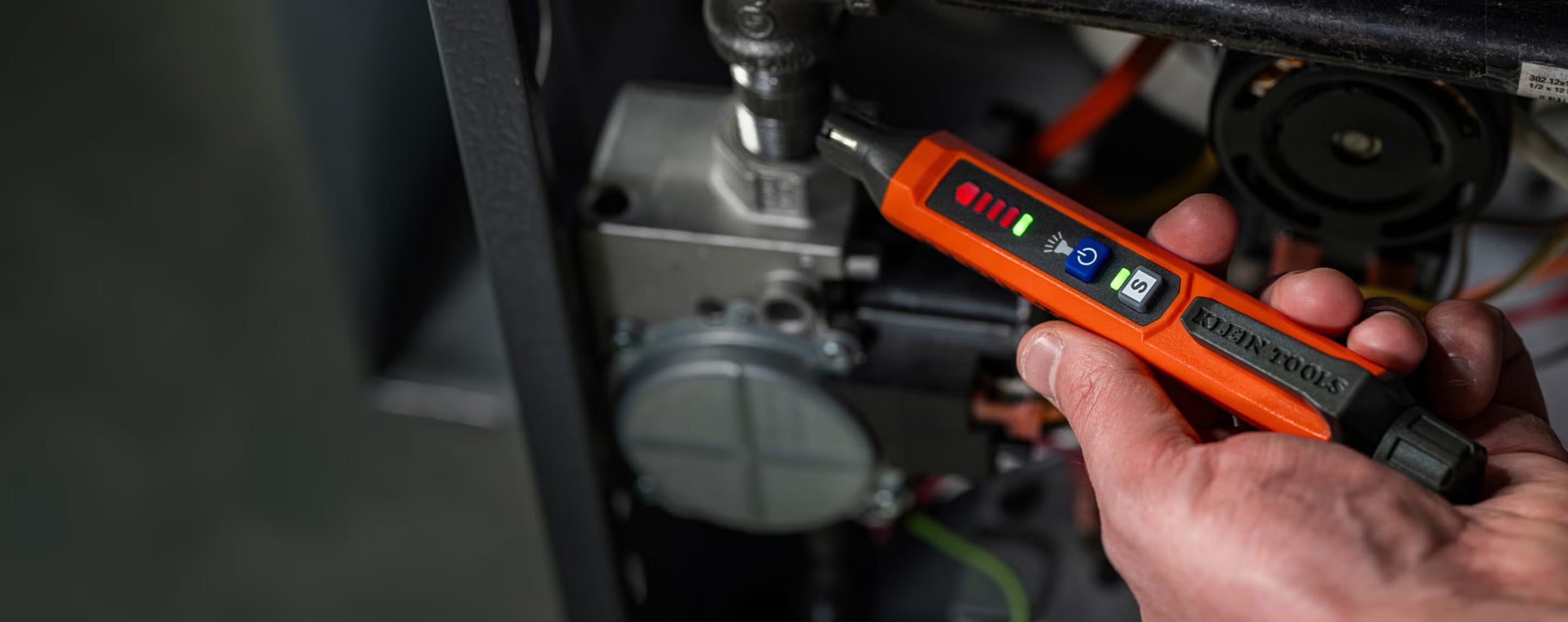 LOCALIZA. 
DETECTA. 
DIAGNOSTICA. 