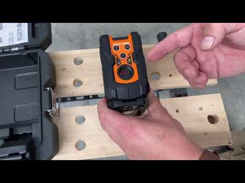 Nivel láser autonivelante con nivel de líneas en cruz rojas y punto de plomada rojo - Mod. 93LCLS