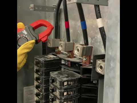 Multímetro digital de gancho de rango automático de 400 A CA/CD Mod. CL390