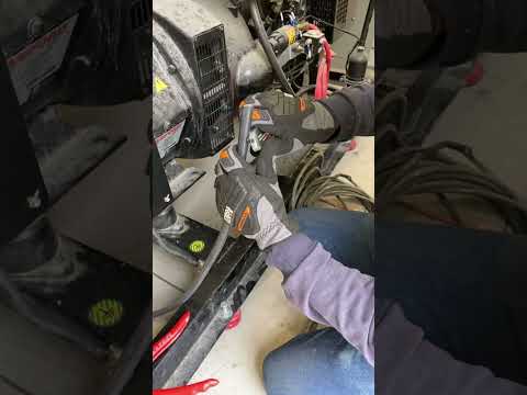 Reemplaza las hojas de manera segura y rápida en la Navaja Multiusos con auto-carga - Mod. 44130