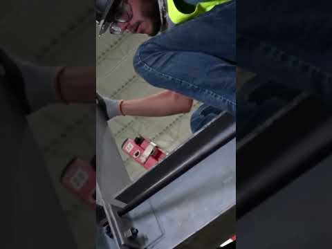 ¡Apalancamiento extra! Barra hexagonal de 76cm fabricada en acero con extremo de cincel - Mod. 3242