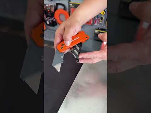 2 en 1, Multiusos Plegable con Raspador. - Mod. 44306