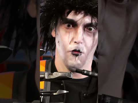 ¡Hombre manos de herramientas!