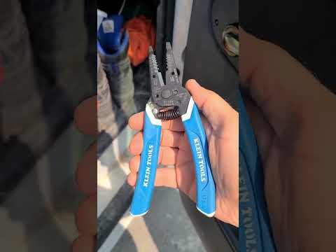 ¿Buscando una manera perfecta de eliminar el aislamiento de los cables? @ luz_masters_electric