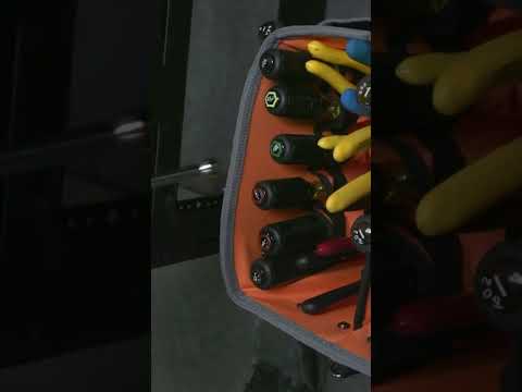 Juego de desarmadores de caja que la mayoría de los profesionales lleva consigo siempre. - Mod. 647