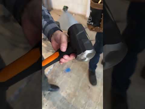 Absorbe la vibración. Diseñado para ofrecerte seguridad y comodidad en cada golpe. - Mod. H80696