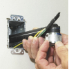 56999 Llave para contratuercas de tubos conduit, se adapta a conectores de 1,3 cm y 1,9 cm Image 4